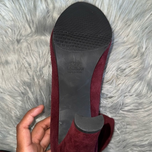 Stuart Weitzman Burgundy Suede Glove Tie Back Round Toe Heeled Ankle Bootie 12 - Picture 4 of 8